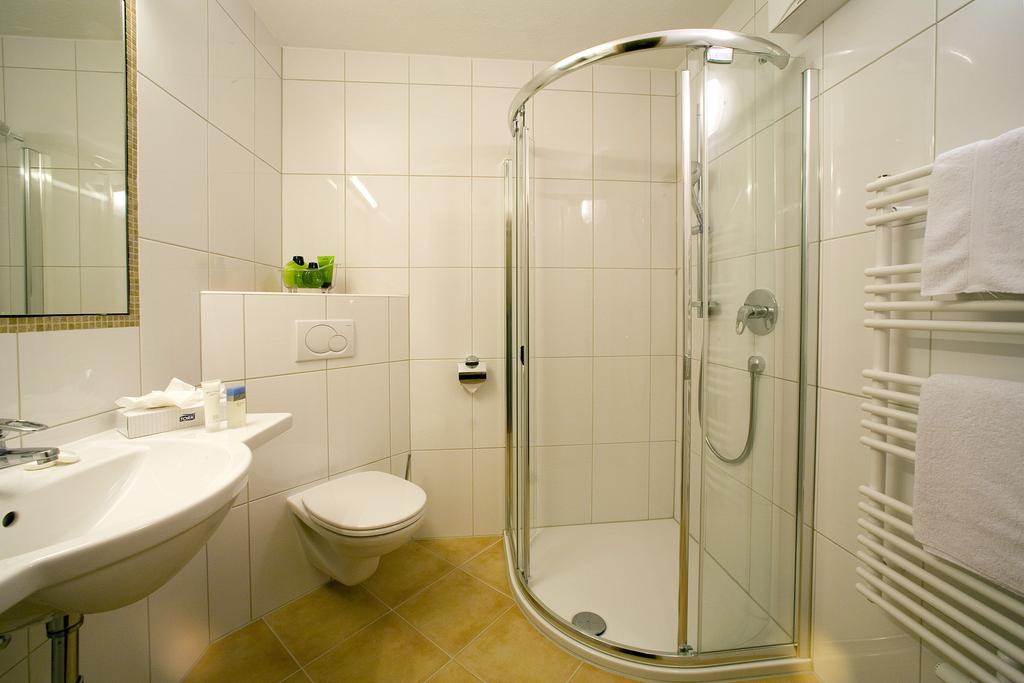 Alpenhotel Tirolerhof ゲルロス 部屋 写真